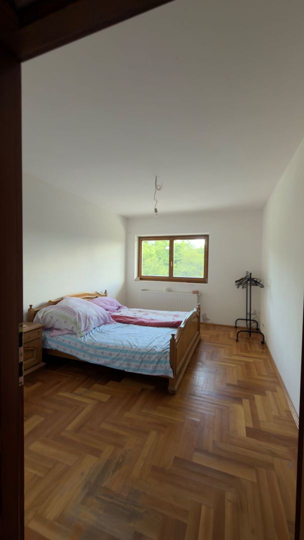 Pensiune Vila Prahova Breaza  10 camere | 3862 mp teren - Poză 10