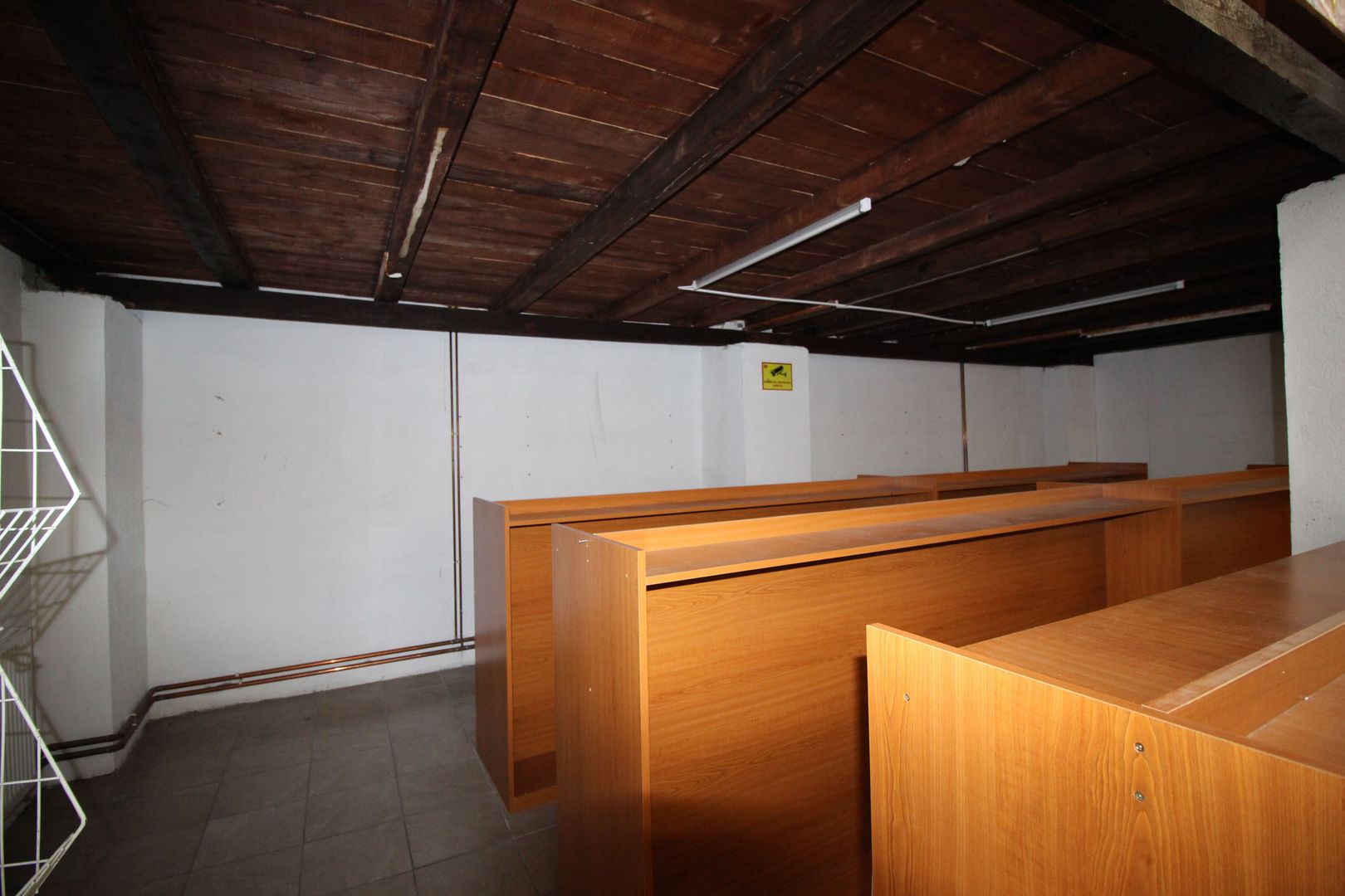 Spatiu comercial tip hala - zona semicentrala - Poză 24