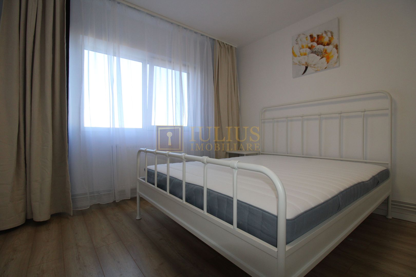 Zona Olimpia, 4 camere + 2 bai, centrala proprie. - Poză 17