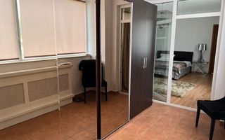 Vila deosebita 11 camere Erou Iancu Nicolae - Poză 19