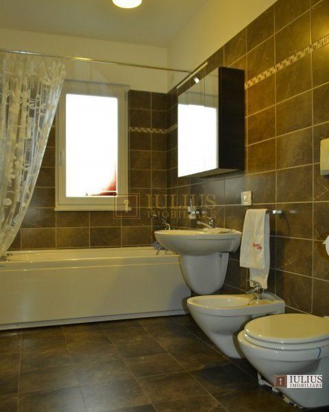 Braytim - 70mp utili, 2 bai, deosebit, loc de parcare inclus. - Poză 13