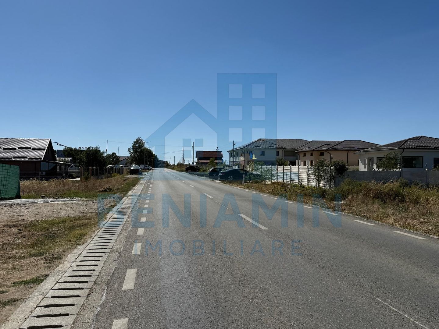 Teren intravilan 990mp Carcea Hanul cu Ponei strada Aeroportului - Poză 1