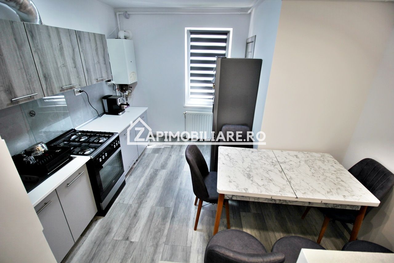 Apartament 2camere,mobilat si utilat,2balcoane,pivnită,garaj - Poză 4