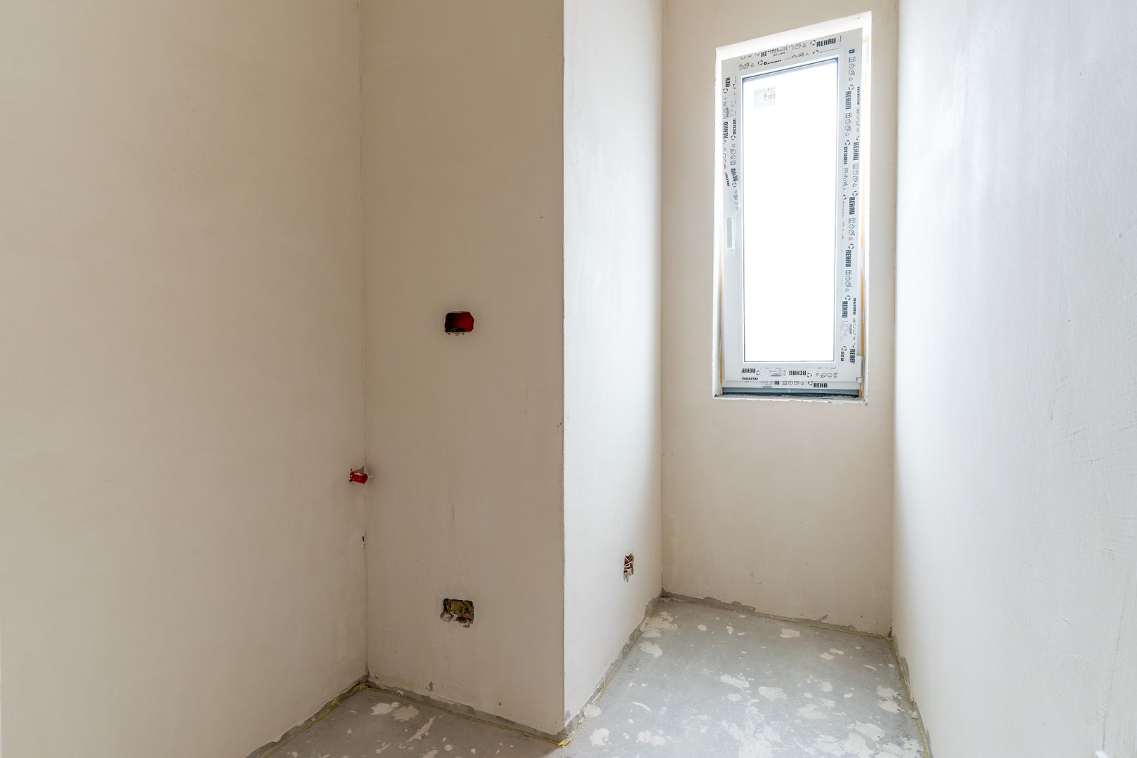 Duplex modern in Voronet, 136 mp utili, garaj si teren 325 mp - Poză 17