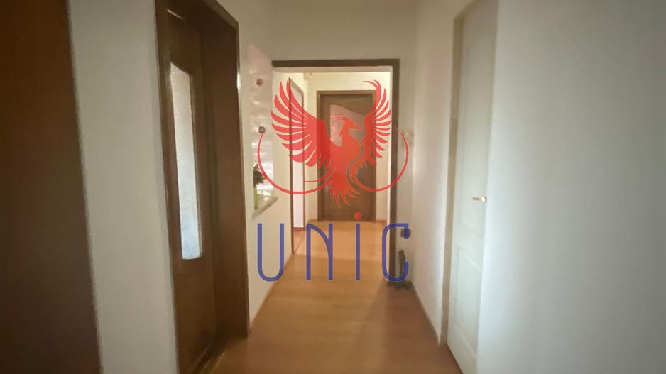 Casa pe parter, 572 mp teren, zona Centrala - Poză 10