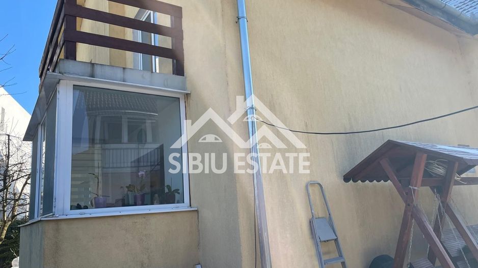 Apartament 2 camere la casă cu pod+curte in  Șelimbăr-Zona Brana - Poză 11