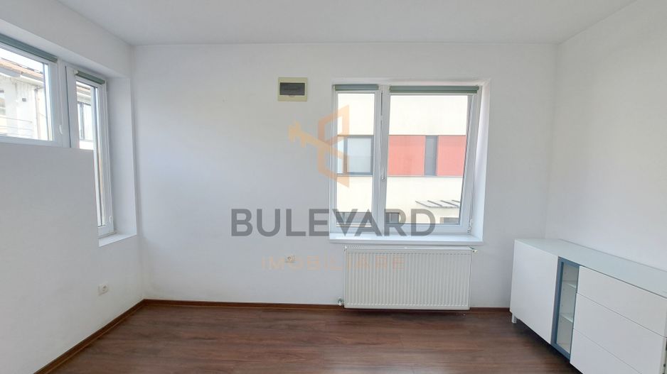 Casa tip dulplex 120 mp + 80 mp terase + garaj, zona Liceu Waldorf - Poză 13