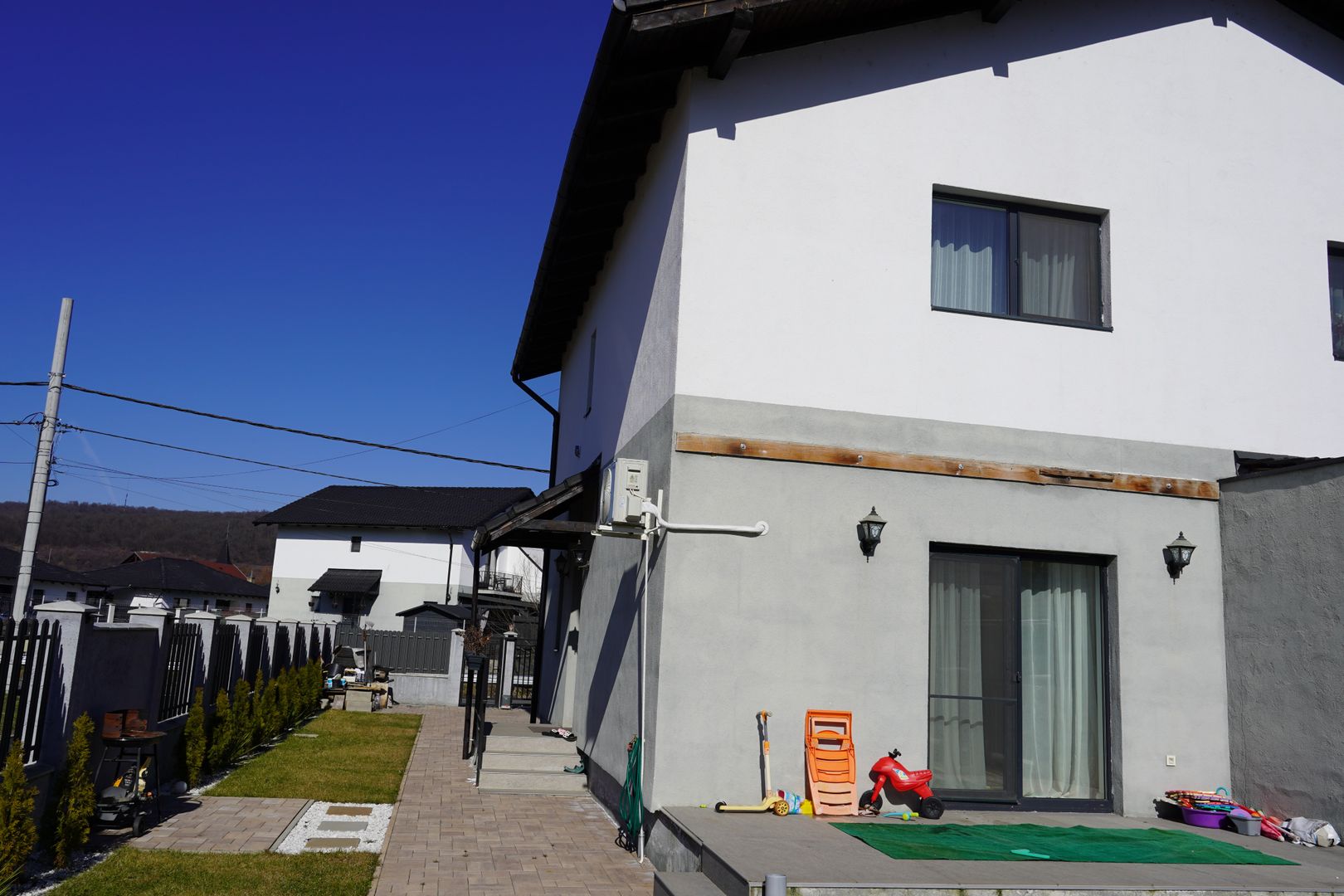 Casă tip duplex complet amenajată si mobilată - Poză 3
