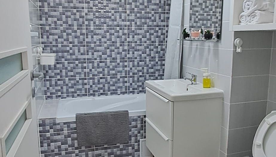 Prel. Ghencea, Cartier Latin / Bragadiru, 2 camere + terasa + parcare - Poză 6