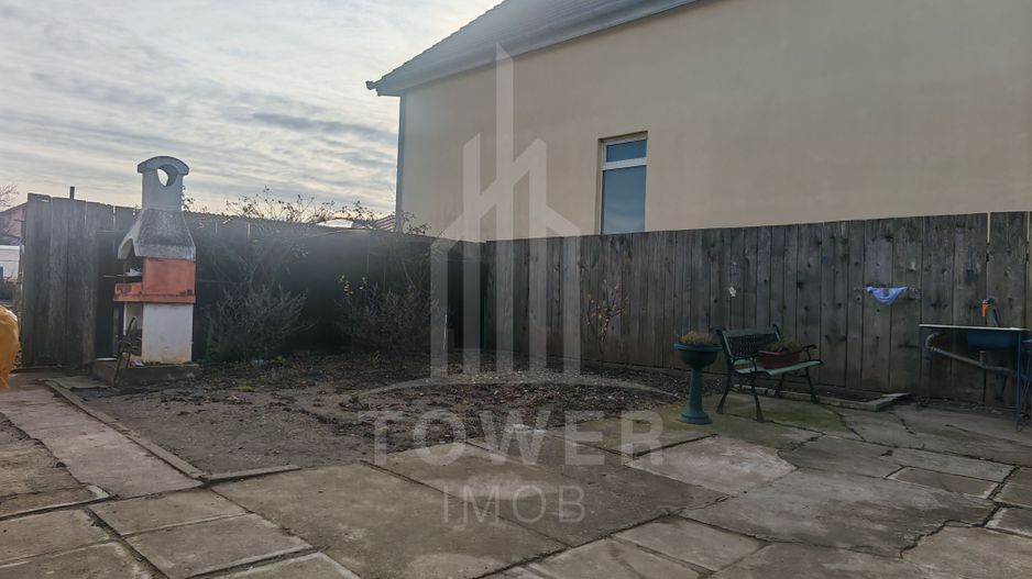 Casa singur in curte de vanzare in Gusterita. - Poză 2