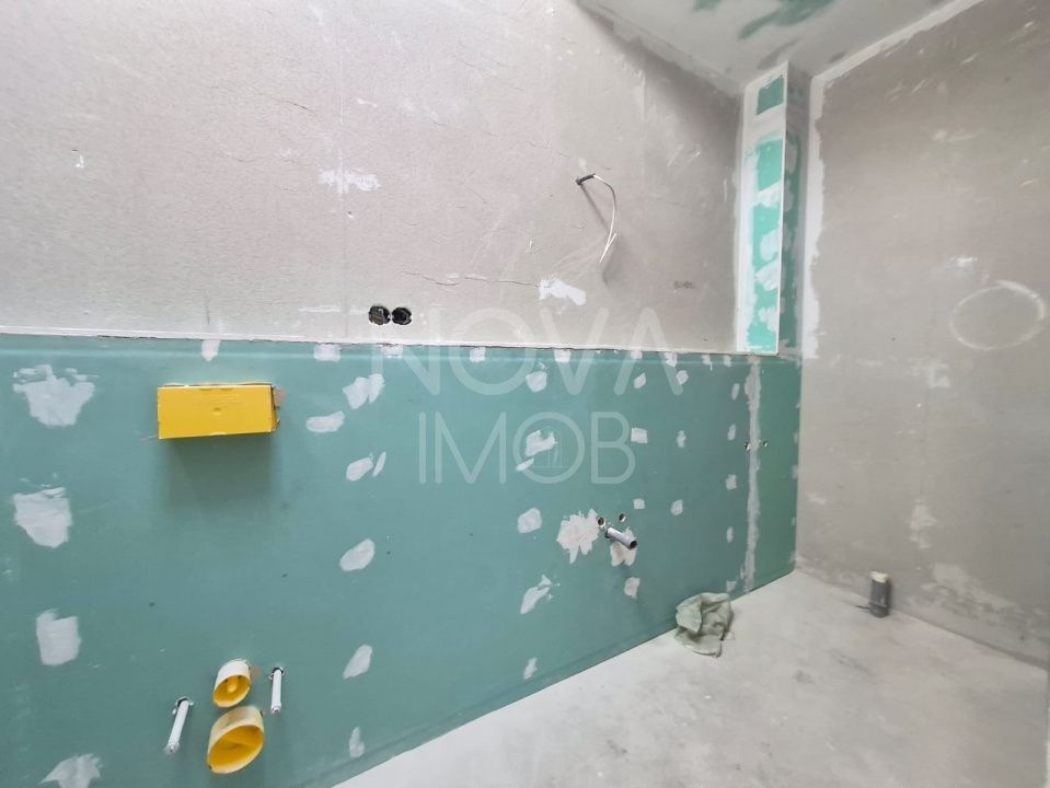 Casa generoasa cu 5 camere, 2 bai, dressing si parcare – Sura Mica - Poză 7