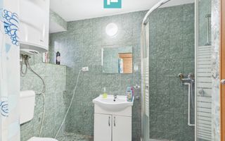 Casă  2 corpuri și 4 camere teren 1440 mp în Macea - Poză 9