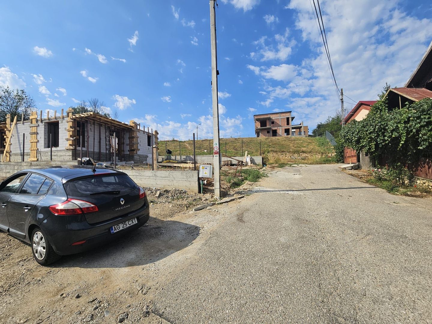 500 mp – Nord Pitești! Toate utilitățile, loc ideal pentru casa - Poză 3