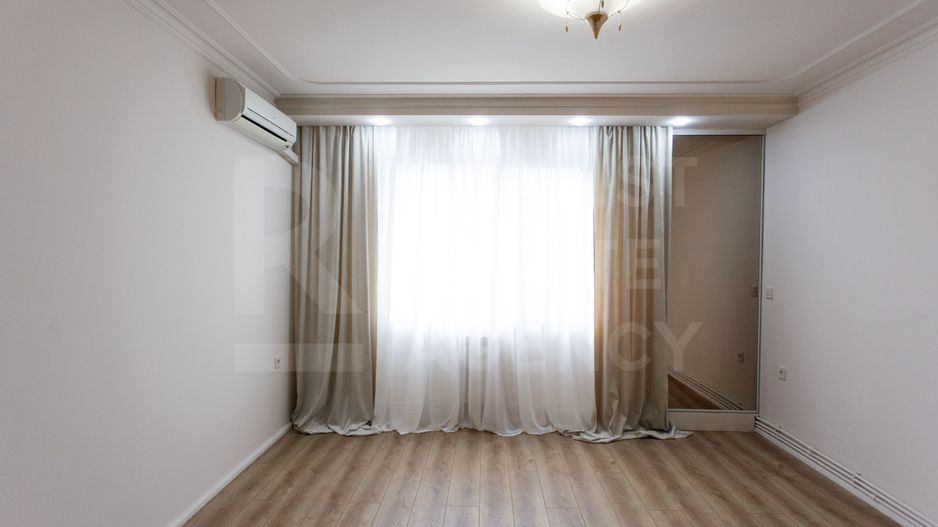 Chirie, apartament, 5 camere, strada Petru Rareș, Centru - Poză 5