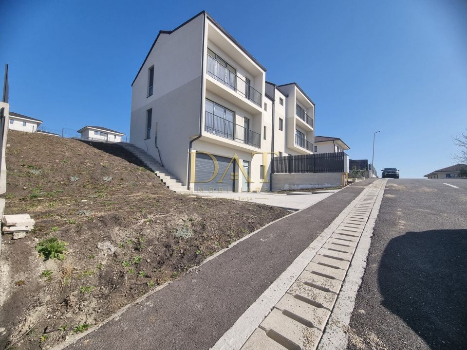 Duplex cu garaj si priveliste | in Chinteni | zona Profi - Poză 1