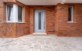Duplex modern in Voronet, 136 mp utili, garaj si teren 325 mp - Poză 10