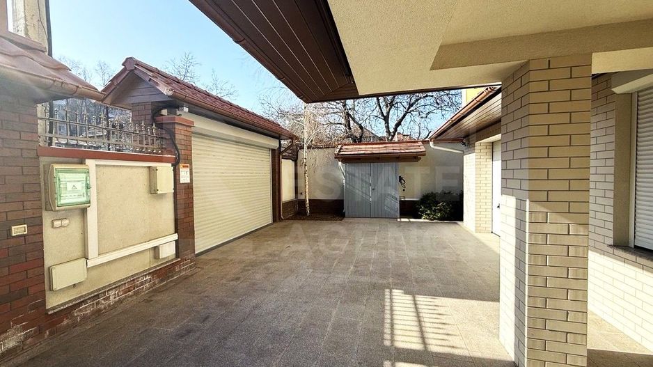 Chirie, casă, 5 camere, str. Frumoasa, Centru - Poză 2