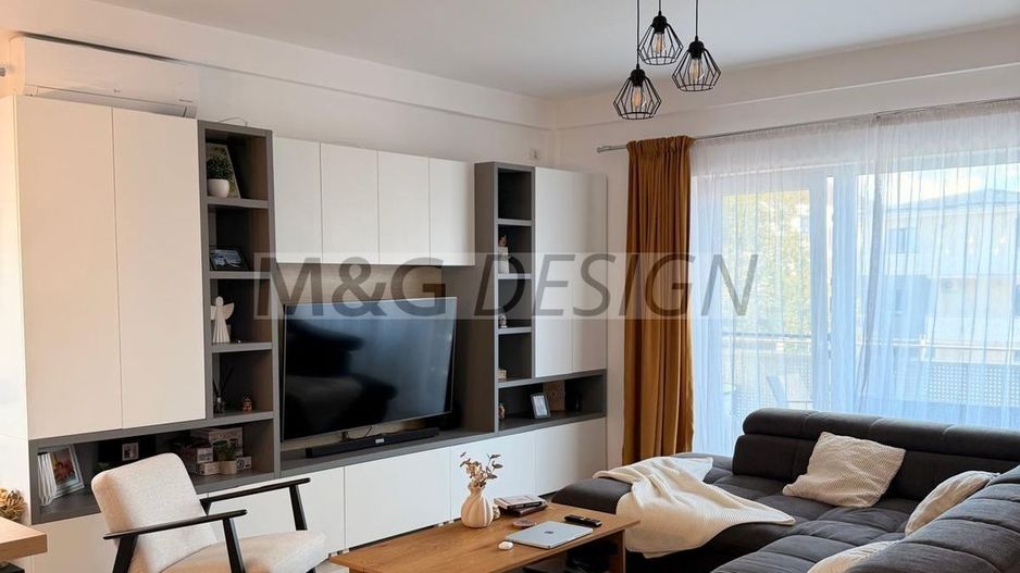 Apartamet 3 camere  Dumbrăvița etaj 1 - Poză 2