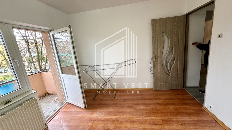 Apartament 4 camere | Etaj 2 din 4 | Zona Micro 17 - Poză 2