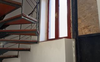 Vila  de inchiriat recent renovata - Poză 35
