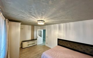 De vanzare apartament cu 3 camere, zona Piata Mare. - Poză 7