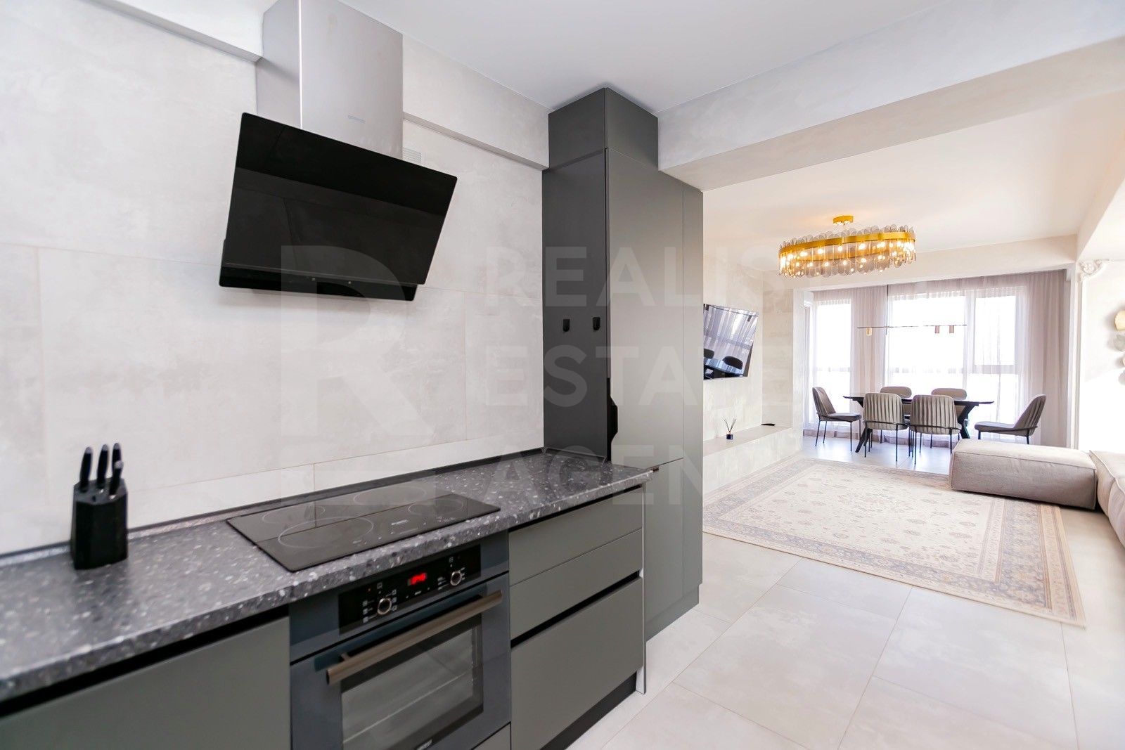 Chirie, apartament, 3 camere, str. Constantin Vîrnav, Telecentru - Poză 1