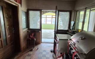 Spatiu comercial+Locuinta 664 mp construiti+anexa 16 mp si teren 845mp - Poză 5