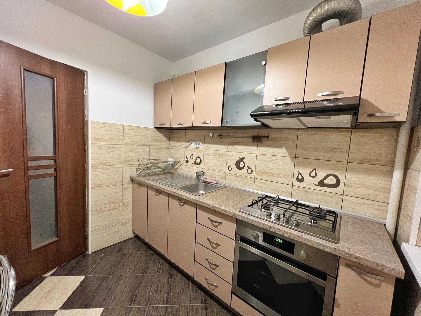 De inchiriat apartament cu 2 camere , Brancoveanu sector4 - Poză 4