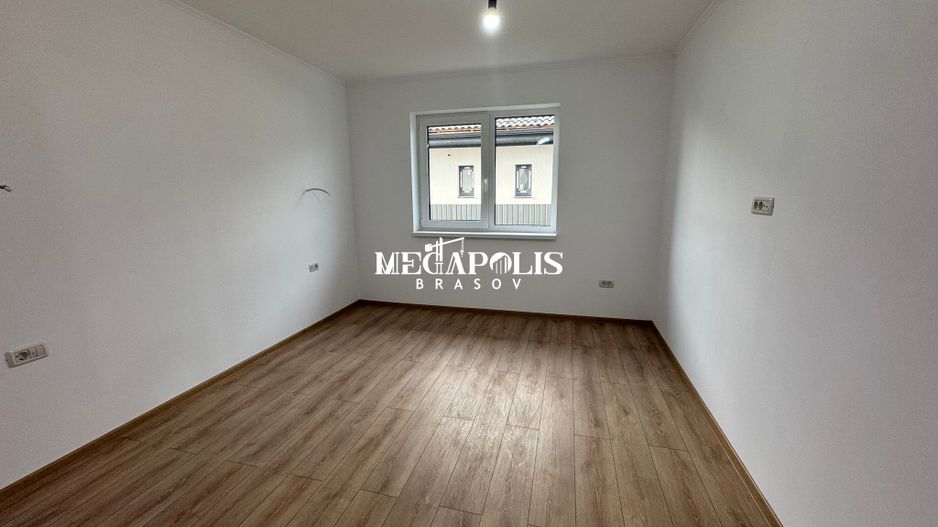 Vanzare Casa pe Parter  4 Camere  Brașov în Cartierul izvor - Poză 6