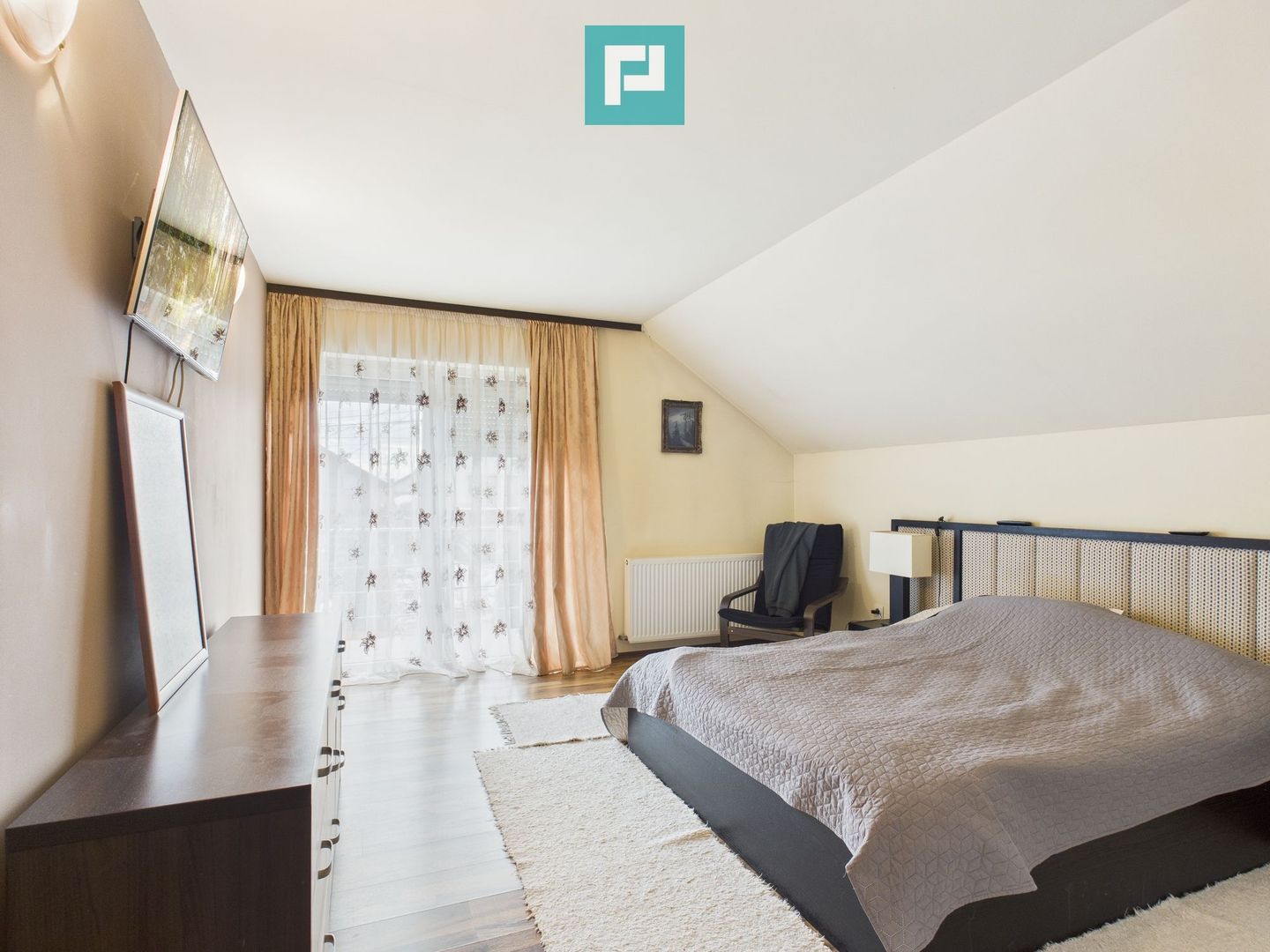 Vilă elegantă cu etaj în Zădăreni - Poză 15