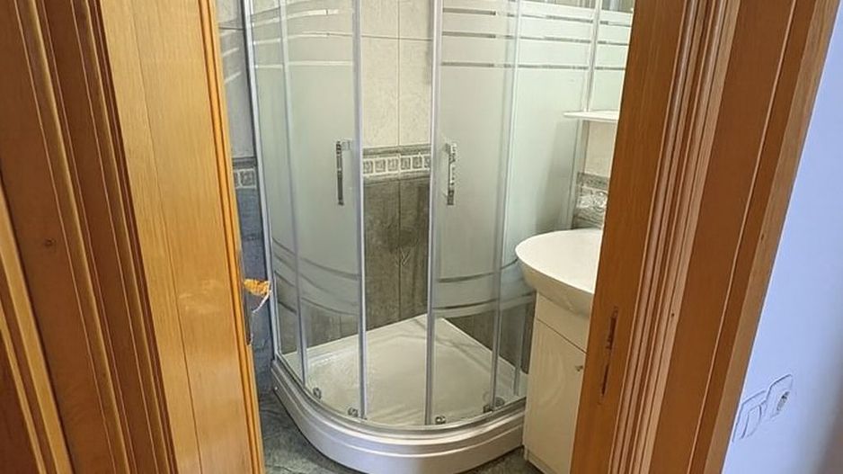 Apartament spatios cu 3 camere, Cart. Andrei Muresanu - Poză 8