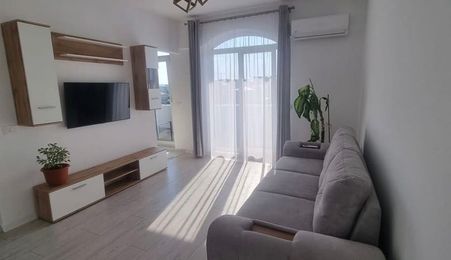 Apartament modern cu 2 camere - Contemporan Homes, Pacurari - 450€