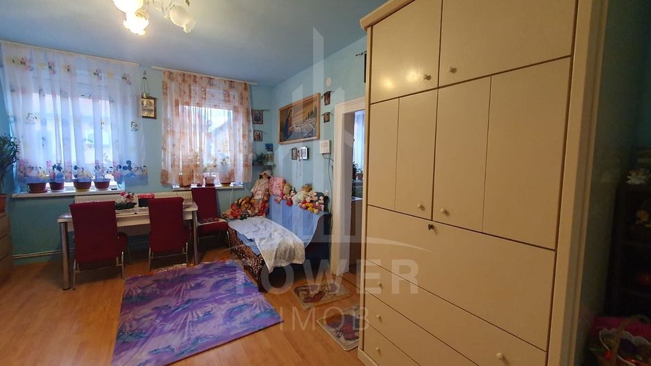 Casă de vânzare în Sibiu -individuală-curte comună- teren de 239 mp - Poză 6