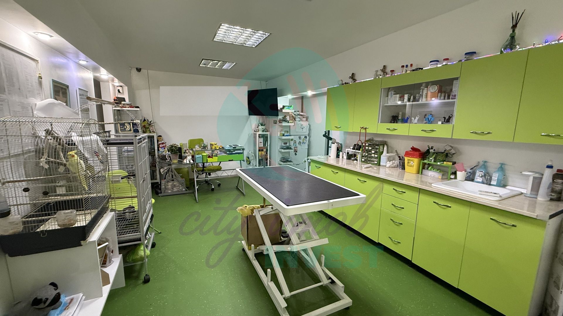 Spațiu comercial închiriat cu acces stradal - Poză 1
