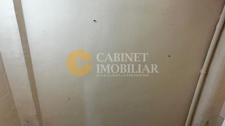 Apartament cu 3 camere decomandat, 2 bai, etaj intermediar - Gara - Poză 7