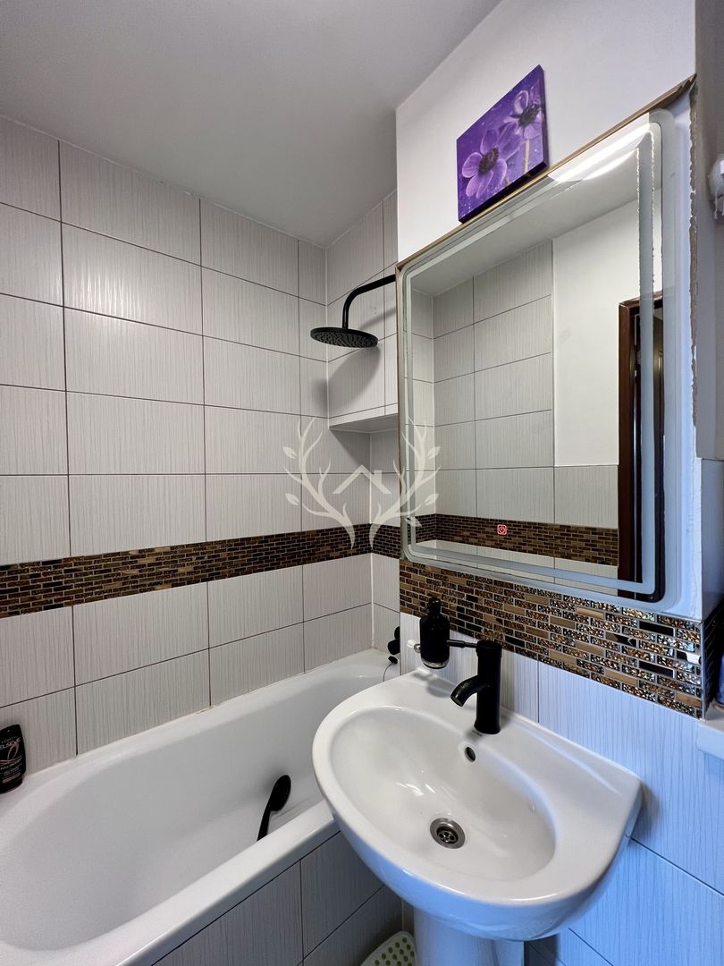 Apartament cu 2 camere decomandat + boxa in zona Bucium Manastur - Poză 6