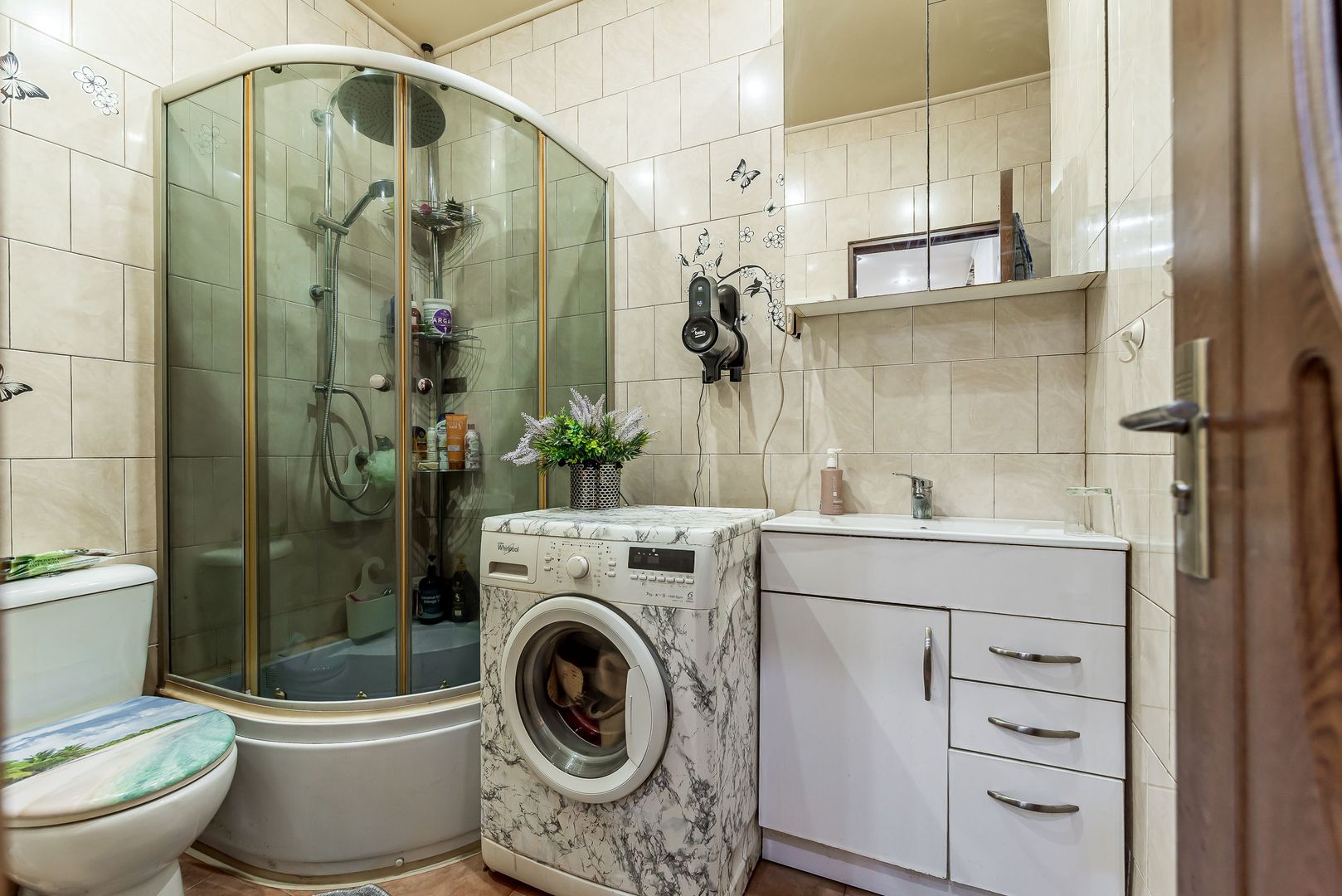 Apartament în centru cu acces auto și garaj propriu - Poză 6