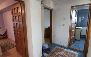 Casă / Vilă cu 8 camere de vânzare în Lapus, Craiova - Poză 15