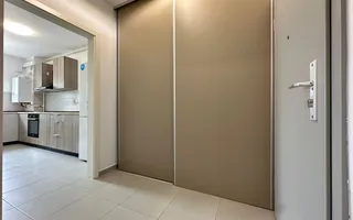 Vindem garsoniera complet mobilata si utilata parter Avantgarden 3 faza 4 - Poză 14