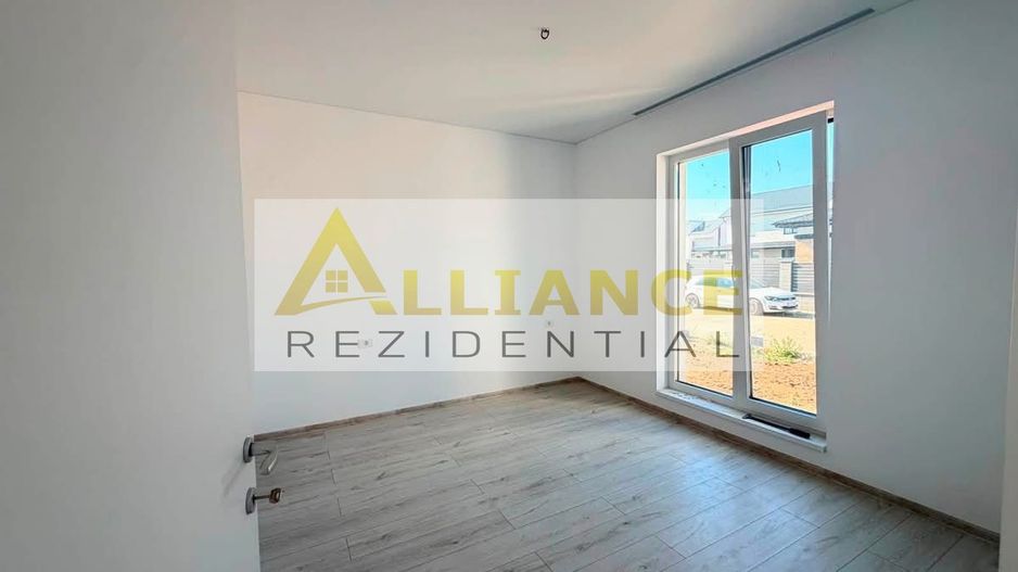Casă individuală de vânzare în Vidra, amplasată într-o zonă liniștită, - Poză 4