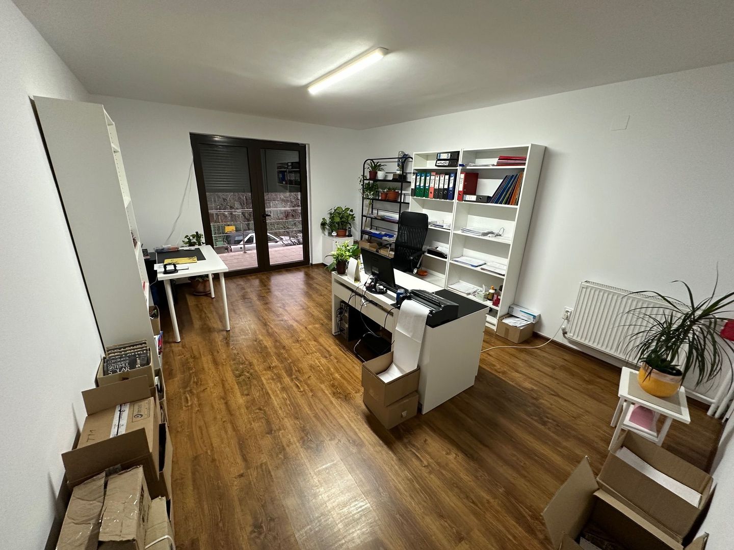 Cladire pretabila spațiu birouri/ clinica - Poză 20