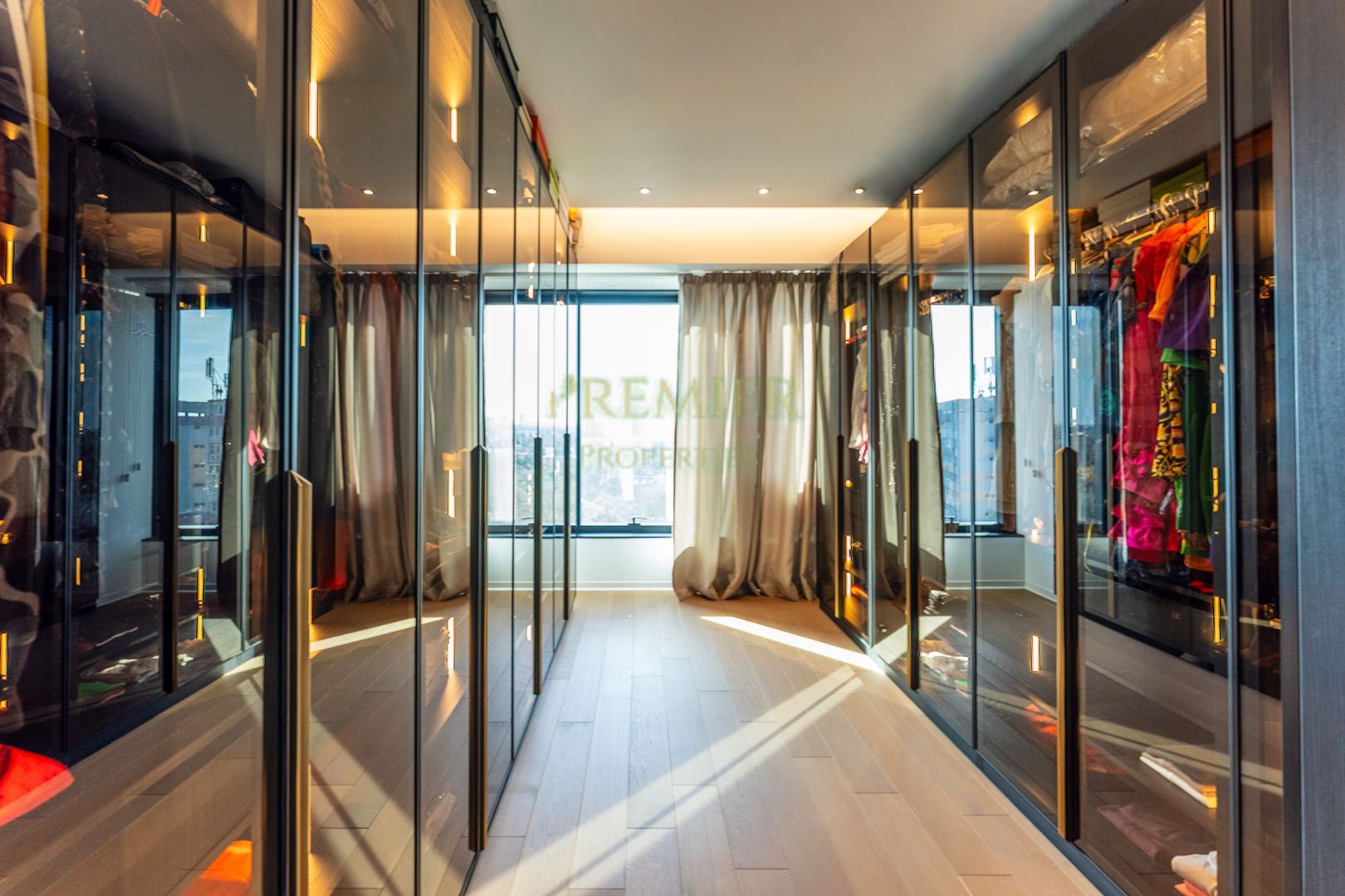 One Mircea Eliade | Apartament 4 Camere Lux | 3 Băi | 2 Parcări Subterane - Poză 19