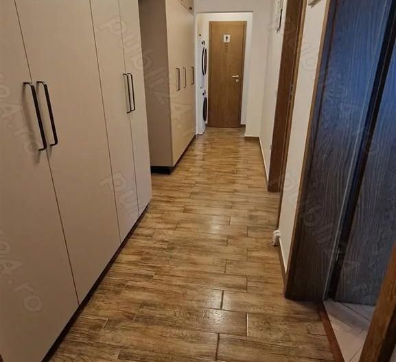 Apartament 4 camere zona Steaua etaj 2 - Poză 4