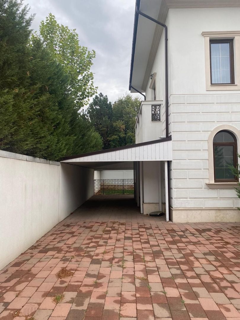 VILA CASA DE INCHIRIERE IN ZONA EROU IANCU NICOLAE PIPERA - Poză 21