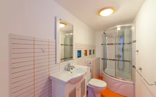 Apartament pe 2 nivele -  6 camere Gavana 3 + 309 mp curte proprie - Poză 15