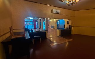 Spatiu comercial stradal, deschidere mare - Poză 8