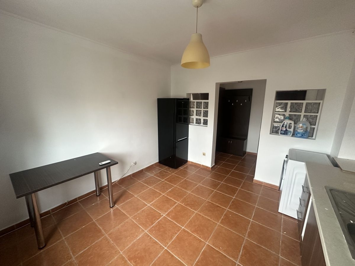 Apartament 2 camere de vanzare Lujerului - Poză 2