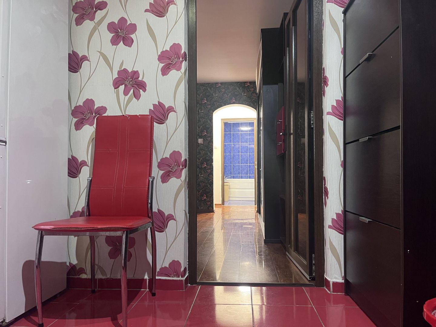 Aproape de Cantacuzino! Vânzare apartament cu 2 camere în Târgoviște! - Poză 8