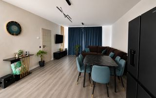 Casa cu 3 camere LA CHEIE si gradina, Calea Cisnadiei - Poză 1