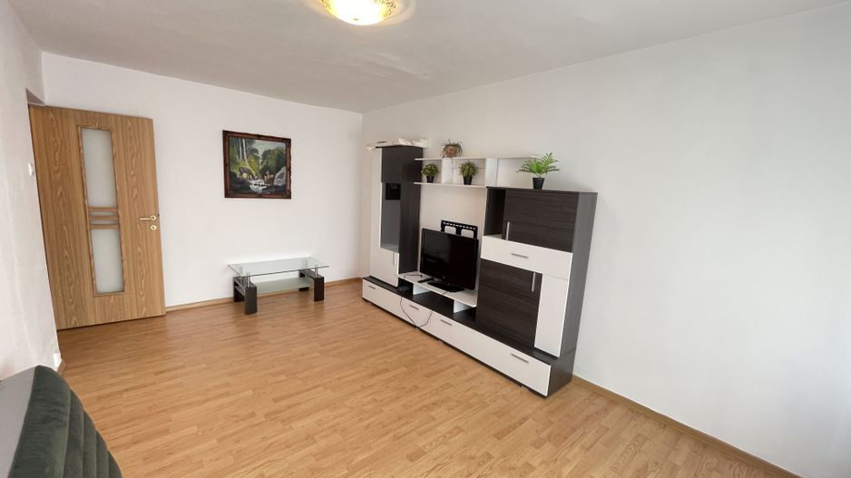 Lipovei | 3 camere | Decomandat | Mobilat-Utilat | Acoperiș - Poză 2